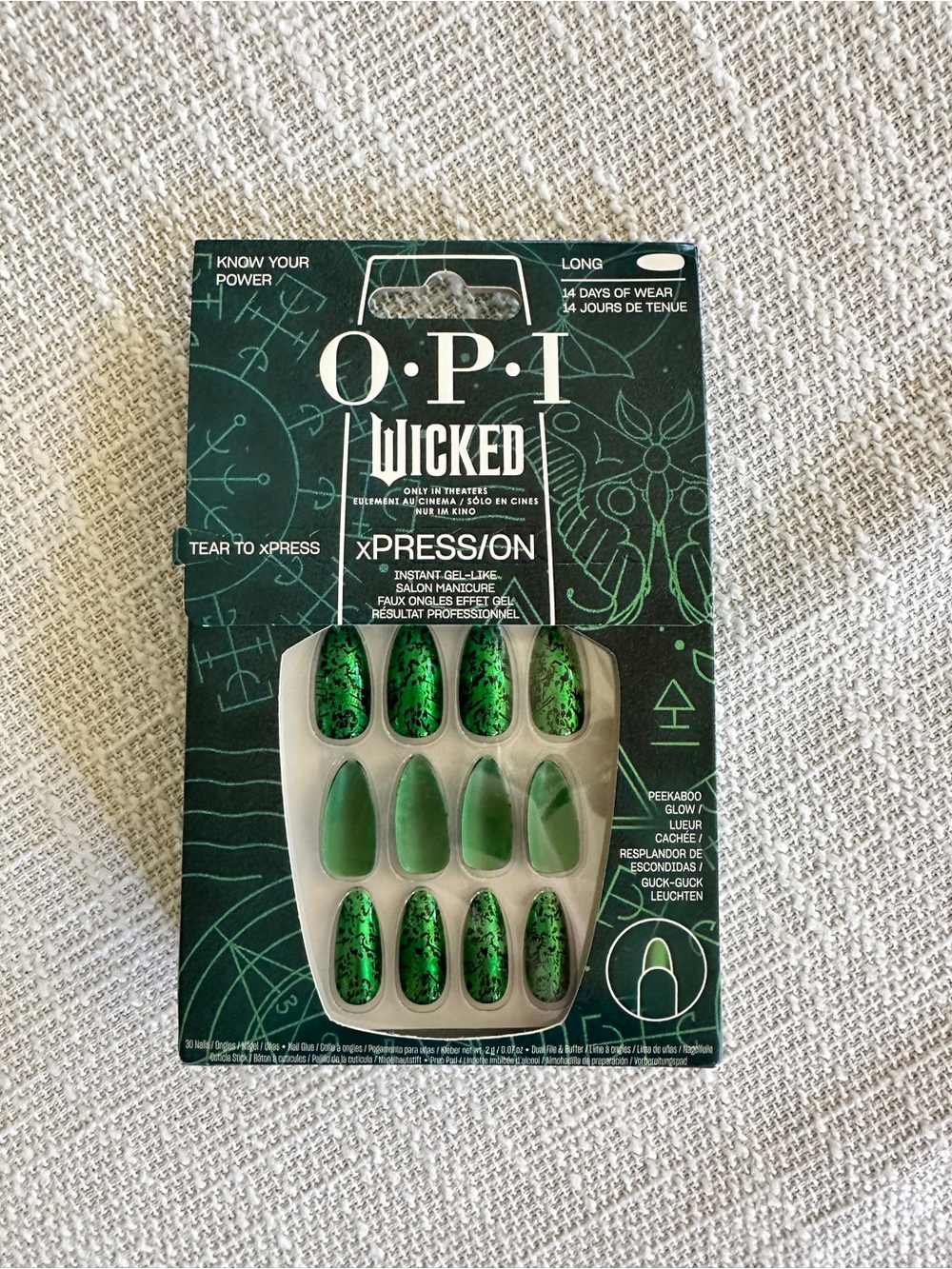 OPI Wicked xPression - Emerald Green Marble & Solid Emerald Nails